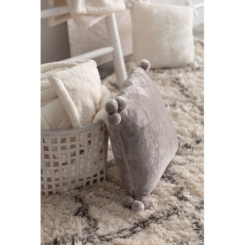 Coussin Tender Pompons Perle 45 X 45  | cosy-home-design.fr